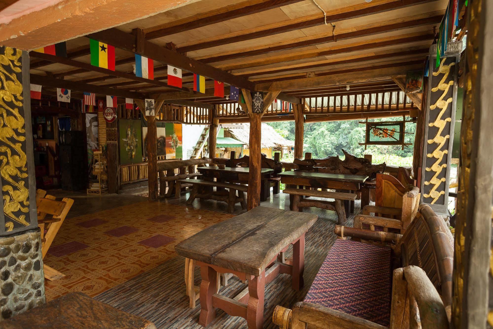 Indra Valley Inn Букит-Лаванг Экстерьер фото